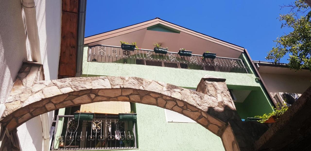 Sun'S Ray Apartment Mostar Eksteriør billede