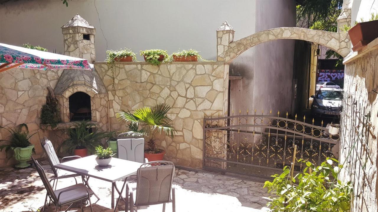 Sun'S Ray Apartment Mostar Eksteriør billede